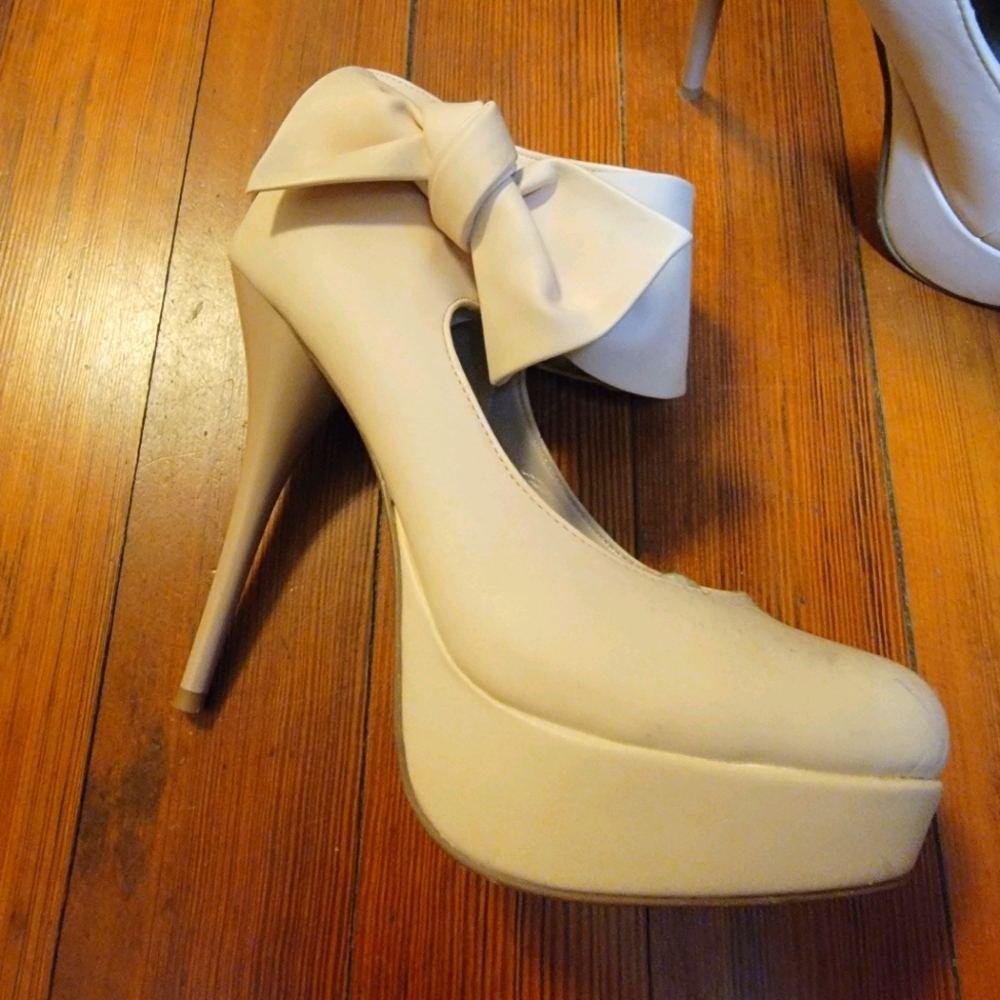 Charlotte russe heels